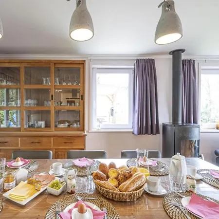 Villa Elegant Retreat, Somme-Leuze, Cleaning Included